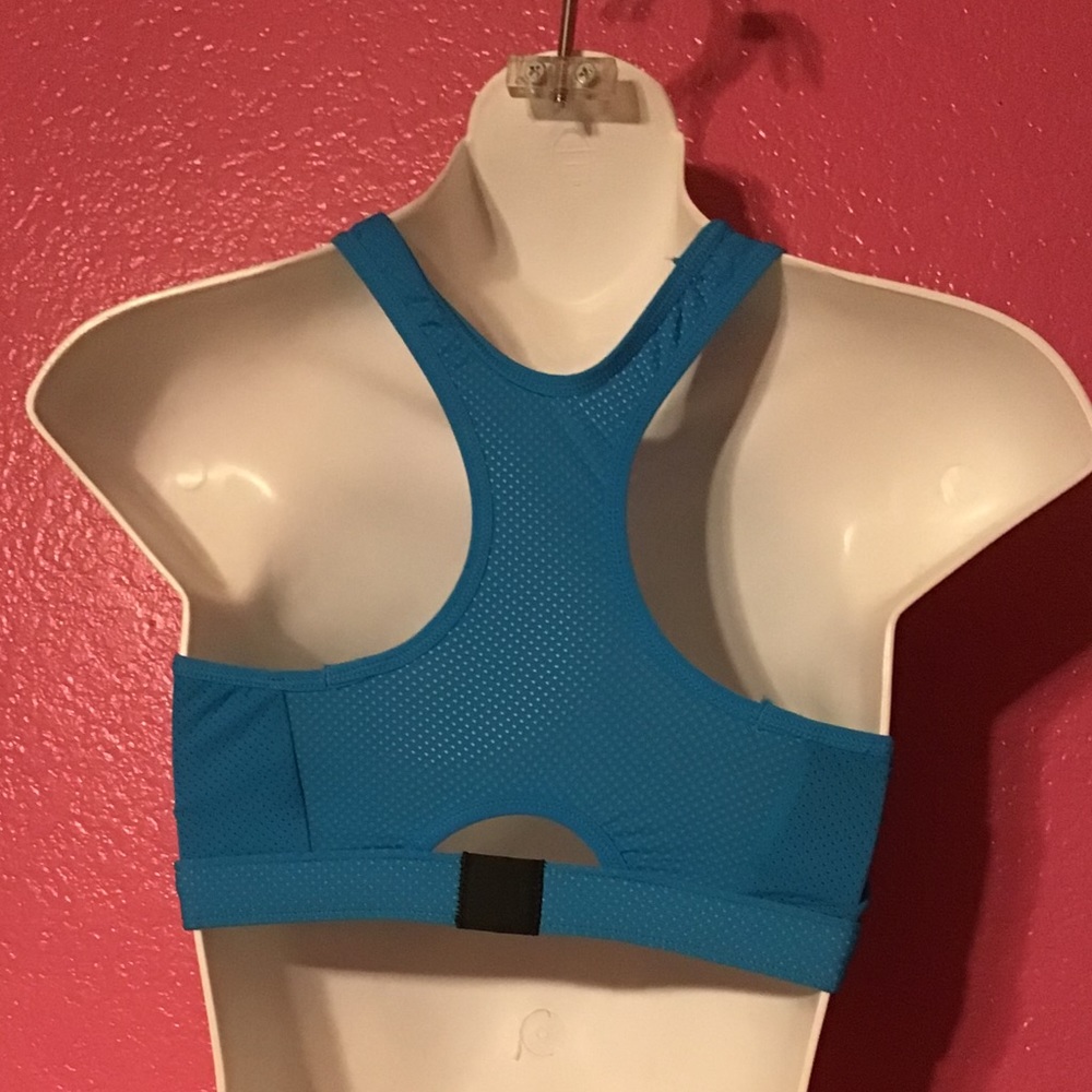 Champions reversible sports bra - Picture 2 of 4